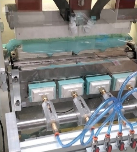 Moule pour presse à savon CONDOR